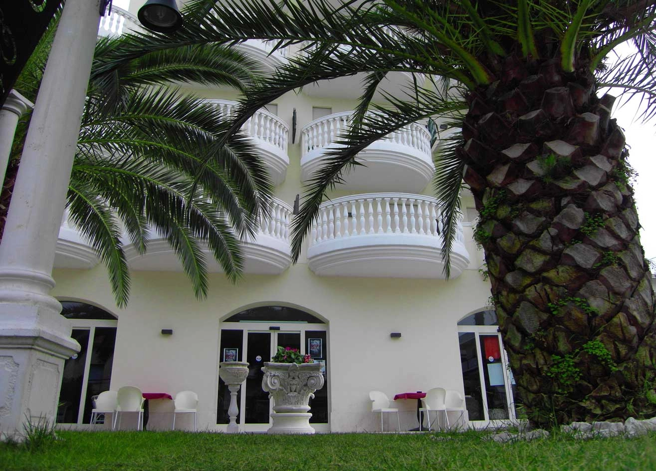 Hotel Eva Alba Adriatica