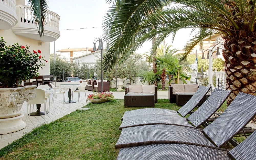 Hotel Eva Alba Adriatica