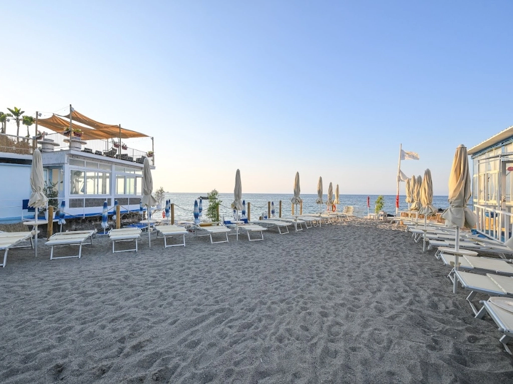 Ischia Porto 4 stelle con Spiaggia